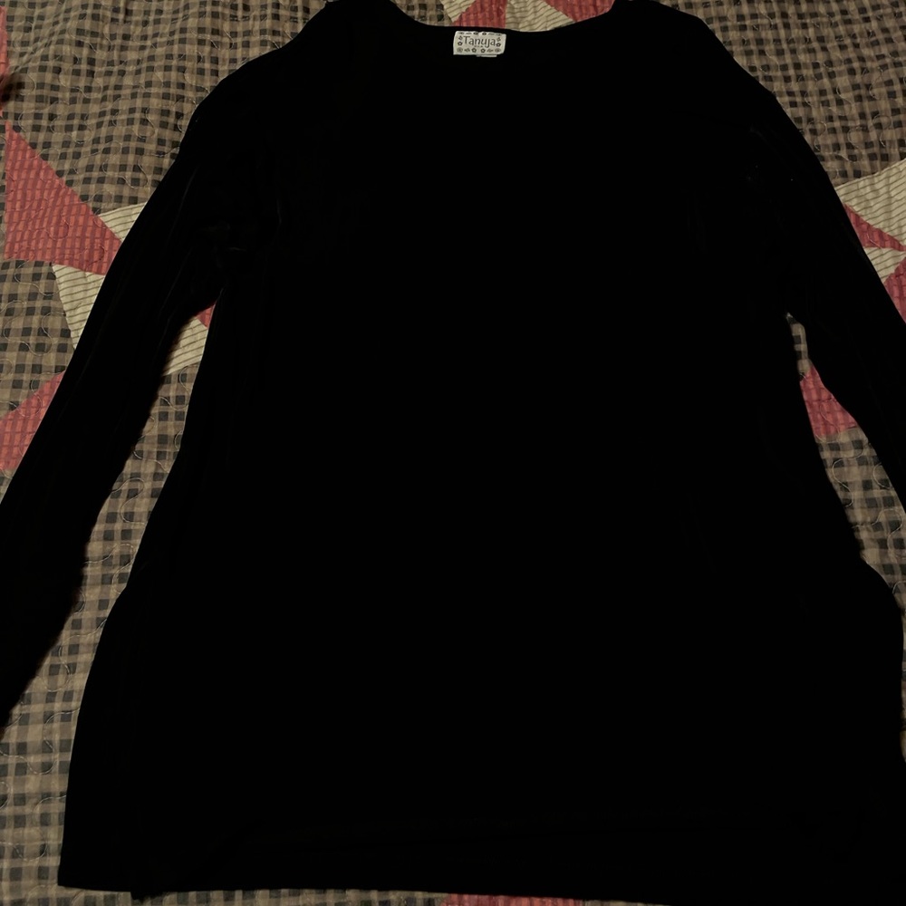 Black long sleeve shirt, very soft fabric, size Med